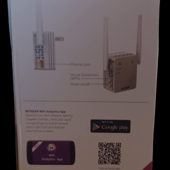 Netgear AC1200 WiFi Extender - Picture 6 of 9